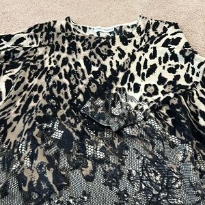 Cathy Daniels women’s light sweater size XL